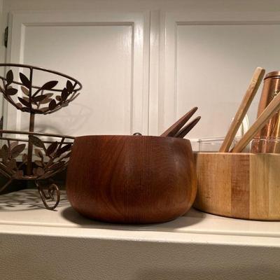 Salad bowls