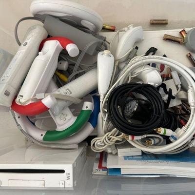 Wii console & accessories