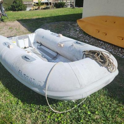 10ft Dinghy (1999) - clean/clear title in hand ($750)