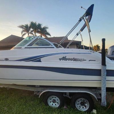 2003 Hurricane (Godfrey Marine) SunDeck SD187 (18'7) Boat - functional, just had tuneup, Yamaha 115 4Stroke Outboard Motor w....