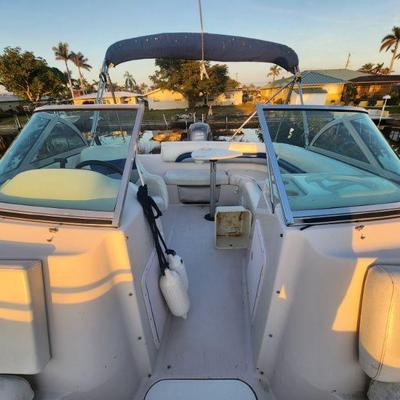 2003 Hurricane (Godfrey Marine) SunDeck SD187 (18'7) Boat - functional, just had tuneup, Yamaha 115 4Stroke Outboard Motor w....