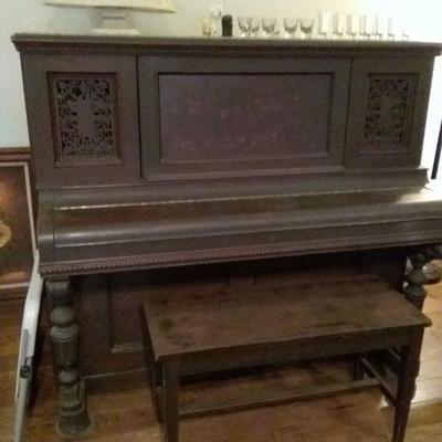 Antique piano