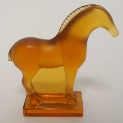 1020C	LALIQUE CRYSTAL FIGURE OF AN AMBER HORSE, APPROXIMATELY 4 IN H
