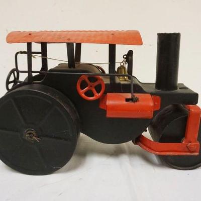 1073	ANTIQUE PRESSED STEEL TOY STEAM ROLLER, APPROXIMATELY 20 IN X 9 IN X 13 IN HIGH
