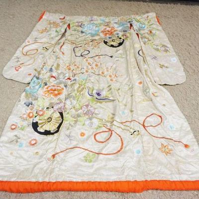 1214	LARGE ASIAN EMBROIDERED ROBE, APPROXIMATELY 66 IN X 54 IN
