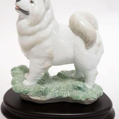 1014	LLADRO PORCELAIN FIGURE, CHINESE ZODIAC COLLECTION, DOG FIGURINE, APPROXIMATELY 6 1/2 IN HIGH

