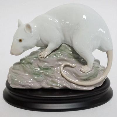1011	LLADRO PORCELAIN FIGURE, CHINESE ZODIAC COLLECTION, RAT FIGURINE, APPROXIMATELY 4 1/4 IN
