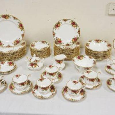1031	ROYAL ALBERT OLD COUNTRY ROSES DINNERWARE SET, 94 PIECES INCLUDING 12-10 1/2 IN PLATES, 16-6 1/4 IN PLATES, 18-8 1/4 IN PLATES, 11-8...