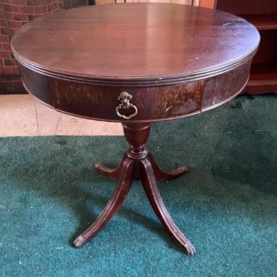 https://ctbids.com/estate-sale/33787/item/3795892/Vintage-Claw-Foot-Round-Table-Desk