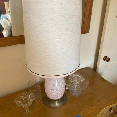 https://ctbids.com/estate-sale/33787/item/3789272/Vintage-Pink-Glass-Lamp-Other-Glass-Pieces