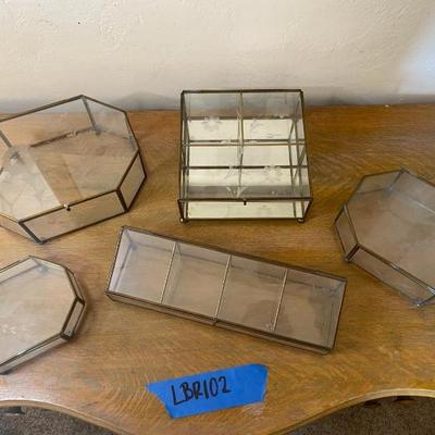 https://ctbids.com/estate-sale/33787/item/3776232/Vintage-Etched-Glass-Jewelry-Boxes