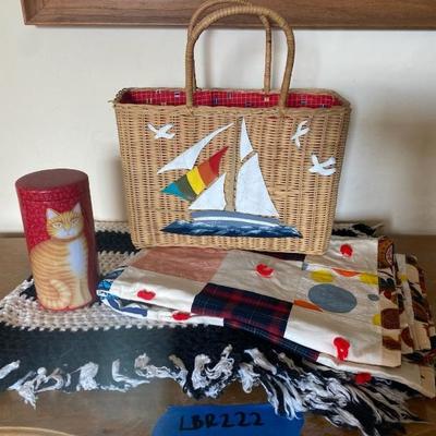 https://ctbids.com/estate-sale/33787/item/3792001/Vintage-Sailboat-Purse-Afghan-Patchwork-Blanket