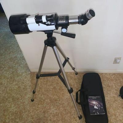 RSN138 Astronomical Telescope F40070AZ