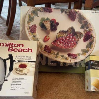 RSN058 -Ceramic Chip N Dip Set & More
