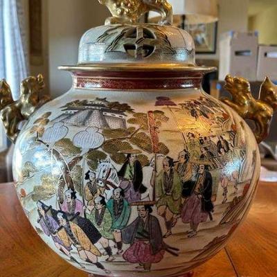 RSN099- Japanese Lion Handle Pot