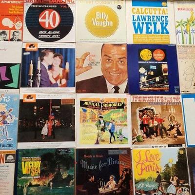 RSN124 - Vintage Vinyl Records 33 RPM LPs of the '50's and '60's