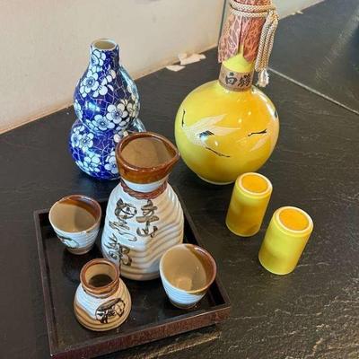 RSN096- Sake Bottles And Cups