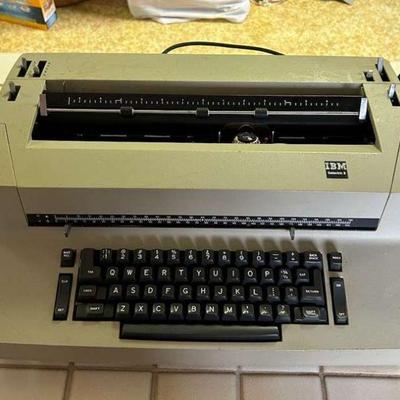 RSN196- Vintage IBM Selectric II Typewriter & Accessories
