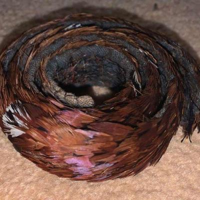 RSN017 Exquisite Vintage 25" Handmade Hawaiian Feather Lei Hat Band Lei Hulu
