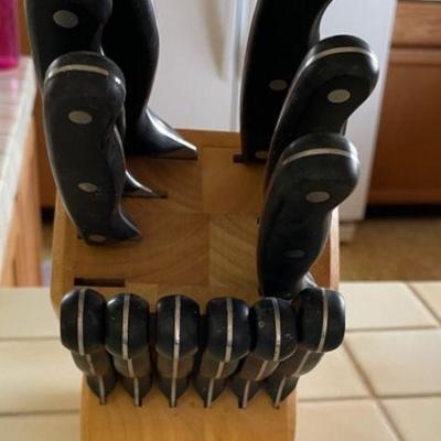 RSN159 - Chicago Cutlery Knife Set