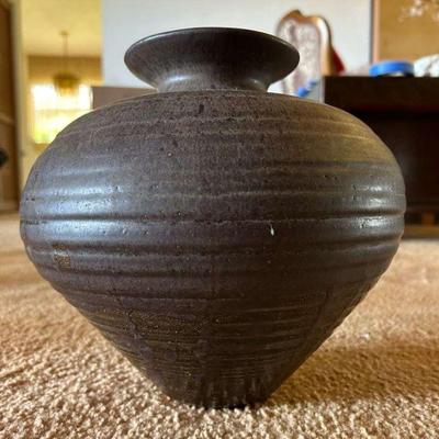 RSN027- Hand Crafted Pottery Vase - Signed by Artist