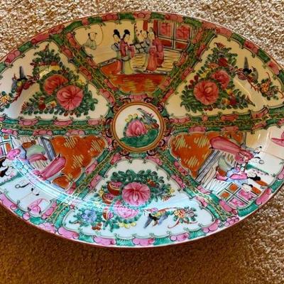 RSN074- Another Vintage Famile Rose Medallion Chinese Platter