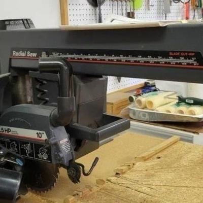 Lot # : 3 - Craftsman 10" Radial Saw
Please bring people and equipment to help load items. Model number 113.198110. Radial saw is...