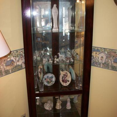 Corner Curio