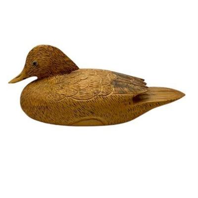 Lot 013   
Al Orient 1998 Golden Eye Carved Decoy