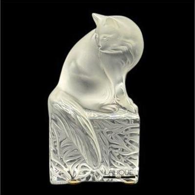 Lot 005-054   
Lalique Cat Figurine Signed with Presentation Box