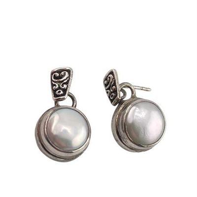Lot 090  
Signed Silpada Sterling Silver and Pearl Earrings