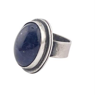 Lot 007   
Blue Lapis Cabochon Sterling Silver Ring