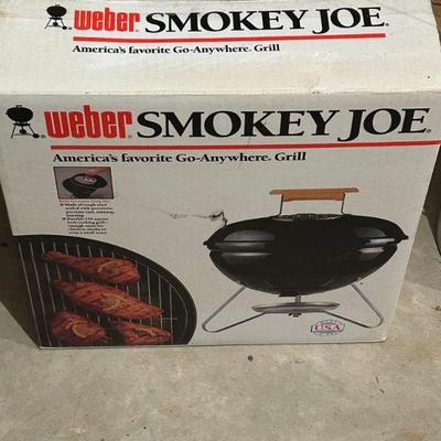 New in Box Weber Smokey Joe Grill 