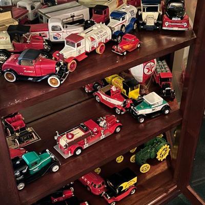 Huge Selection of Die Cast Cars 