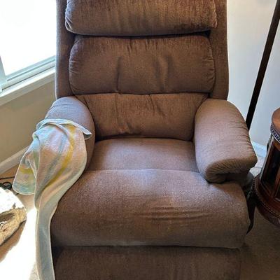 Comfortable Reclining Chair