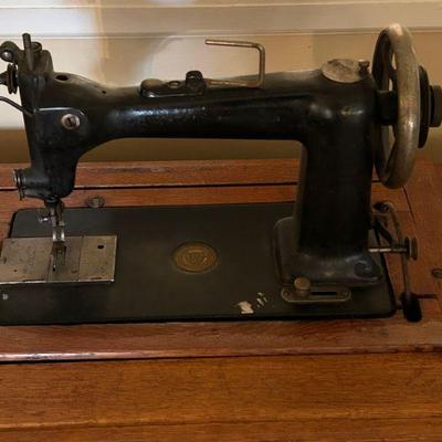 Antique Singer Sewing Machine Table 