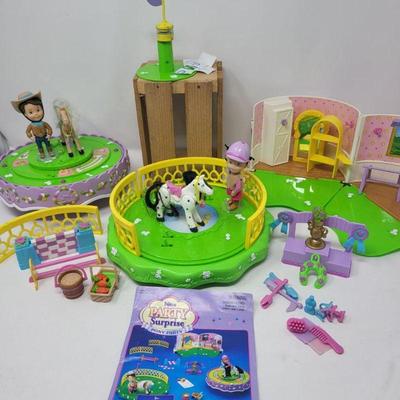 Pony Party Surprise Play Set 1999