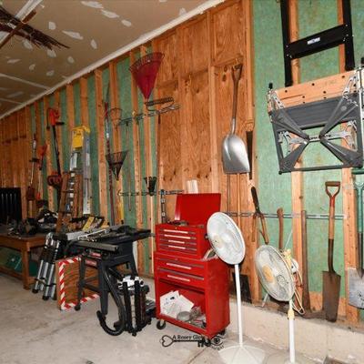 869 garage