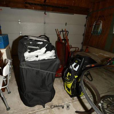 902 garage