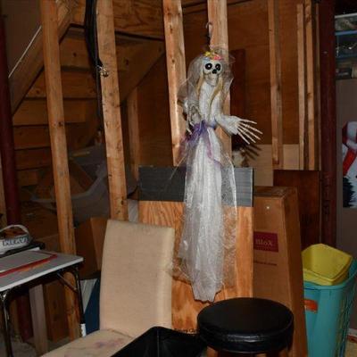 842 basement