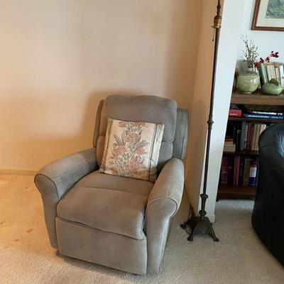 Power recliner