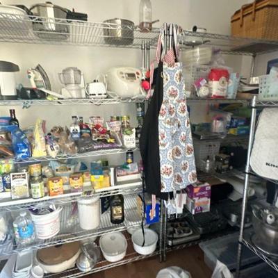 Pantry & kitchen full of cooking essentials
