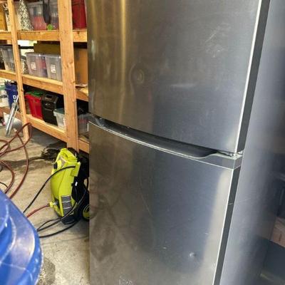 Frigidaire refrigerator / freezer
