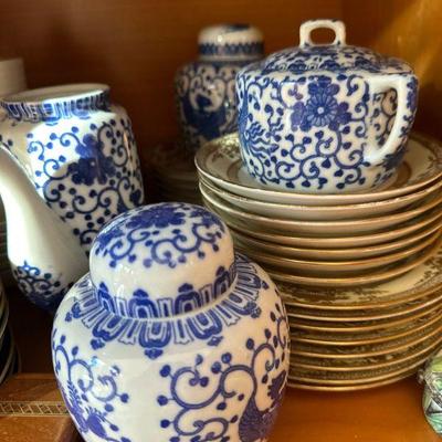 Vintage Japanese porcelain ginger jar & tea set