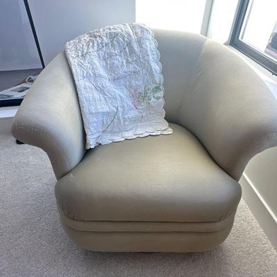 Side arm chair