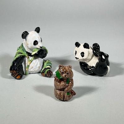 (3pc) PANDA BEAR FIGURINES | Lot of 3 ceramic panda bear figurines including: Hallohaza Hungary figurine, English panda figurine, and...