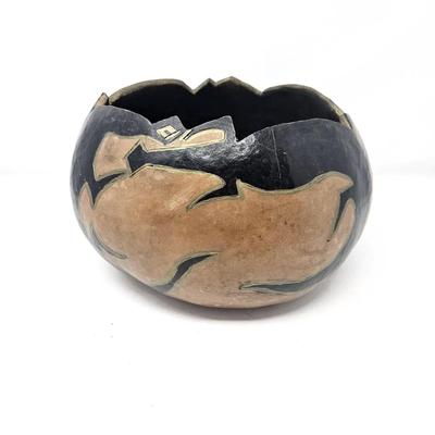 Carved Gourd Bowl w/ Lizard Figures