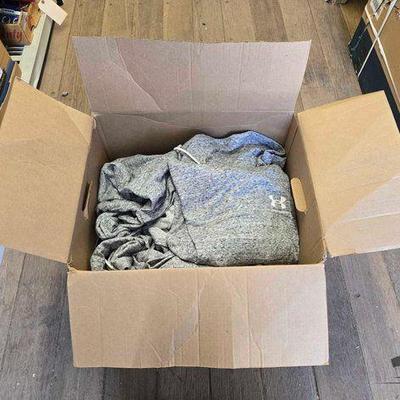 #7012 • NEW!!! (19) Under Armour Men's Grey Hooded T-Shirts
