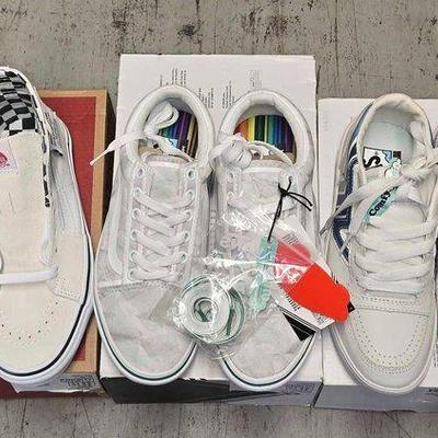 #7170 • NEW!!! (3) Pairs of Vans Shoes
