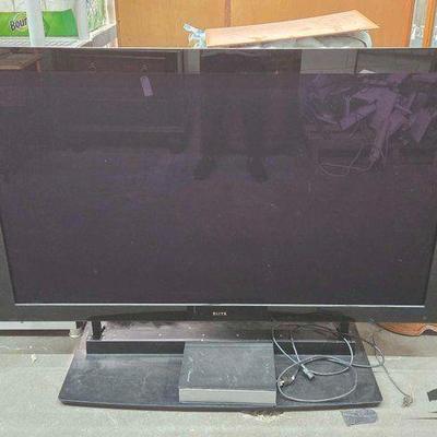 #2418 • 58" Elite Tv & Pioneer Remote
